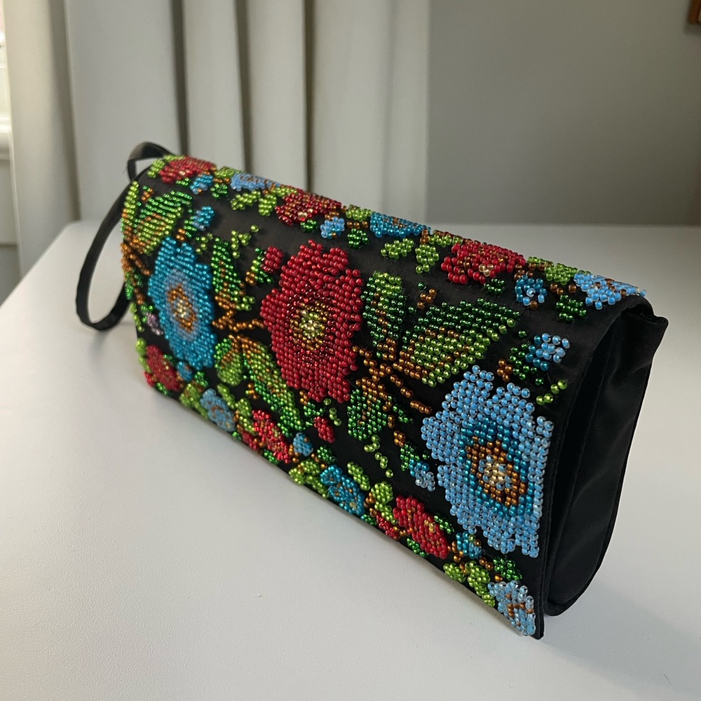 Gorgeous Evening Clutch with wrist strap